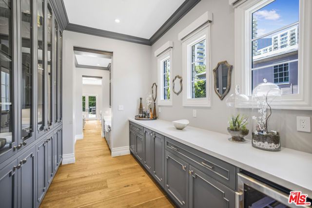 439 S Spalding Dr., Beverly Hills, CA 90212