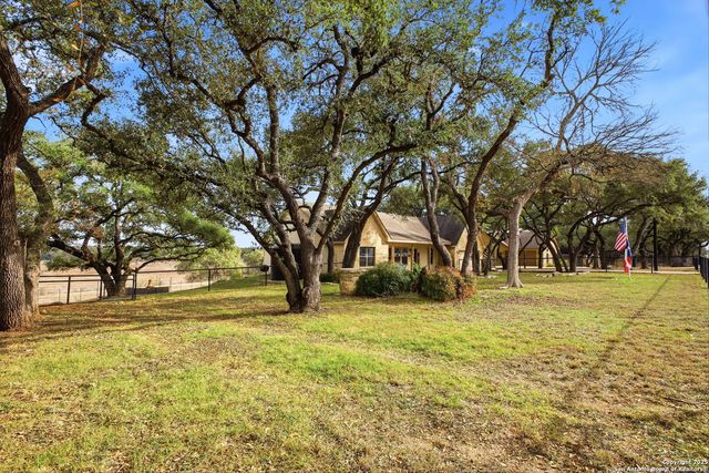 875 Cypress Pass Rd, Spring Branch, TX 78070