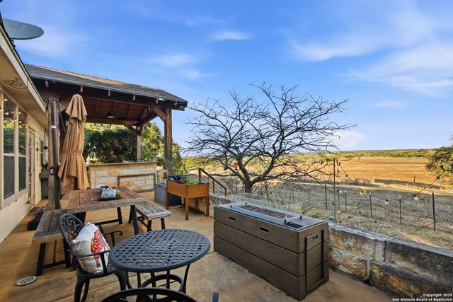 875 Cypress Pass Rd, Spring Branch, TX 78070