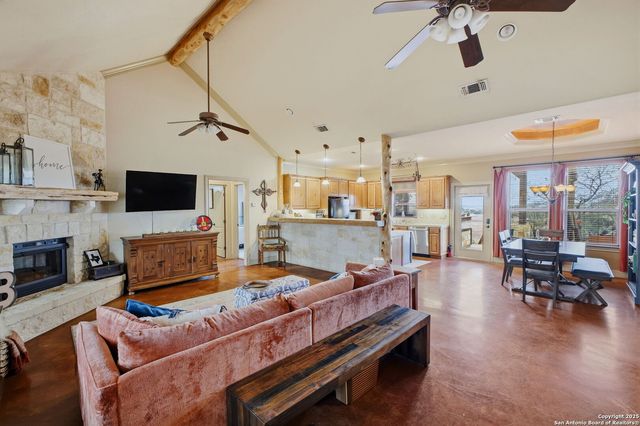 875 Cypress Pass Rd, Spring Branch, TX 78070