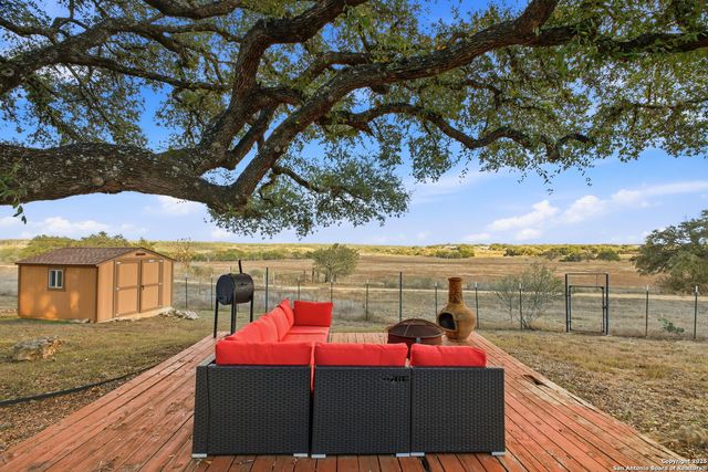 875 Cypress Pass Rd, Spring Branch, TX 78070