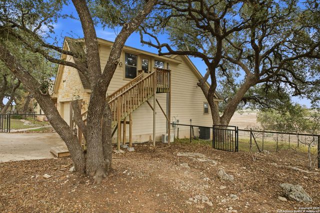 875 Cypress Pass Rd, Spring Branch, TX 78070