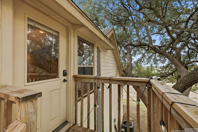 875 Cypress Pass Rd, Spring Branch, TX 78070