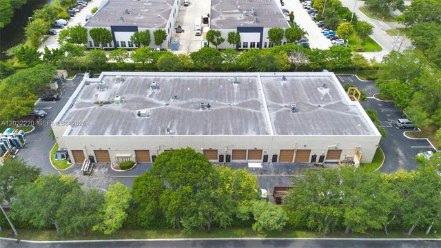3660 NW 126th Avenue 8, Coral Springs, FL 33065
