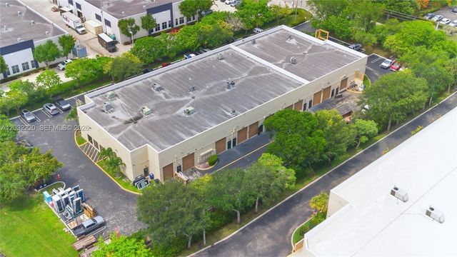 3660 NW 126th Avenue 8, Coral Springs, FL 33065
