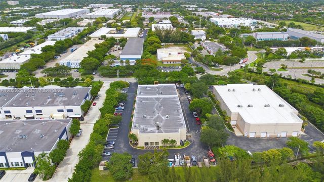 3660 NW 126th Avenue 8, Coral Springs, FL 33065