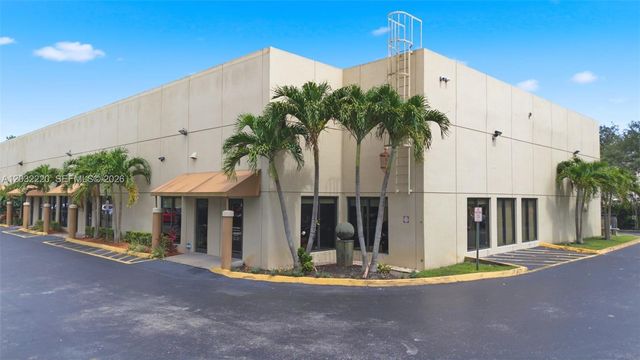 3660 NW 126th Avenue 8, Coral Springs, FL 33065