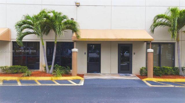 3660 NW 126th Avenue 8, Coral Springs, FL 33065