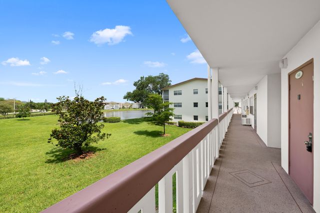 148 Preston Way 148, Boca Raton, FL 33434