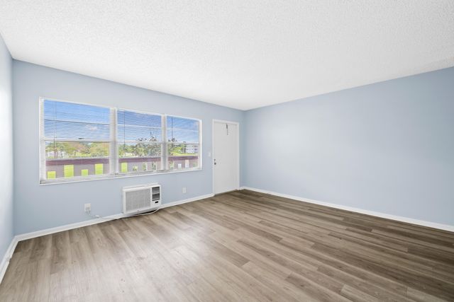 148 Preston Way 148, Boca Raton, FL 33434
