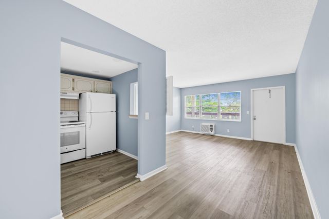 148 Preston Way 148, Boca Raton, FL 33434