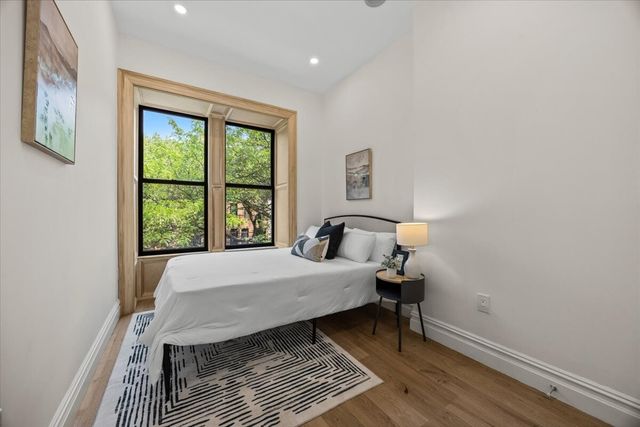 394 BAINBRIDGE Street, New York City, NY 11233