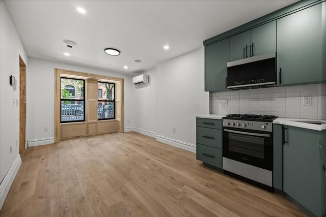 394 BAINBRIDGE Street, New York City, NY 11233