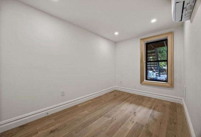 394 BAINBRIDGE Street, New York City, NY 11233