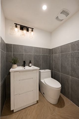 394 BAINBRIDGE Street, New York City, NY 11233