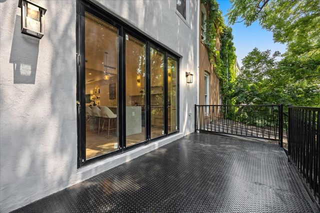 394 BAINBRIDGE Street, New York City, NY 11233