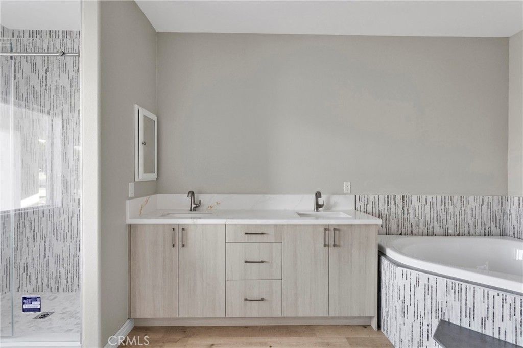 Image 22 of property listing at 15179 Olive St, Hesperia, CA 92345