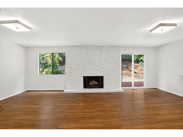 6542 Sw 88TH Ave, Portland, OR 97223