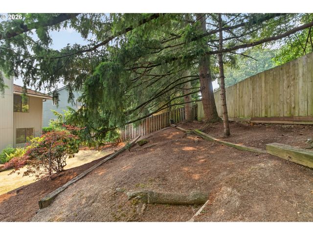 6542 Sw 88TH Ave, Portland, OR 97223