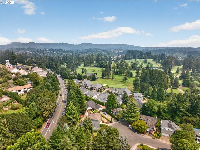 6542 Sw 88TH Ave, Portland, OR 97223