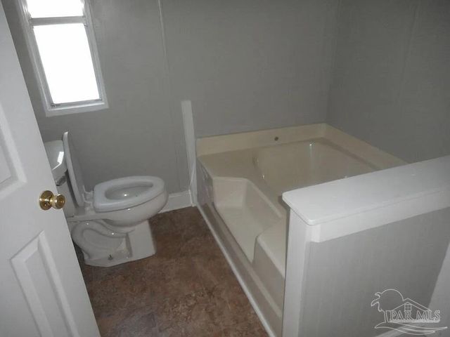 8513 Matador Camino, Pensacola, FL 32507