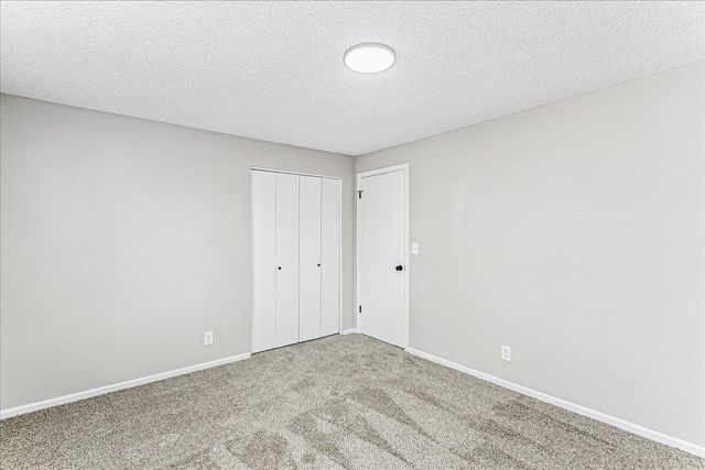 6817 E Winterberry Cir, Wichita, KS 67226