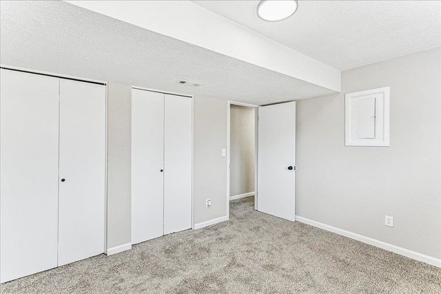 6817 E Winterberry Cir, Wichita, KS 67226