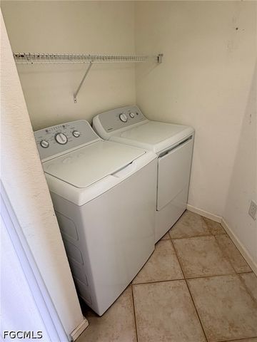 4113 residence DR 213, Fort Myers, FL 33901