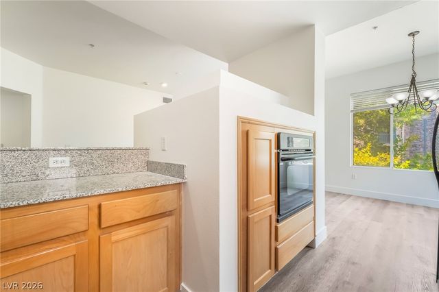 59 East Agate Avenue 303, Las Vegas, NV 89123