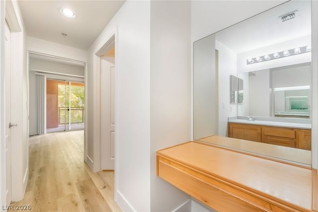 59 East Agate Avenue 303, Las Vegas, NV 89123