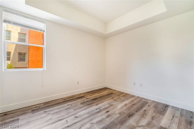 59 East Agate Avenue 303, Las Vegas, NV 89123