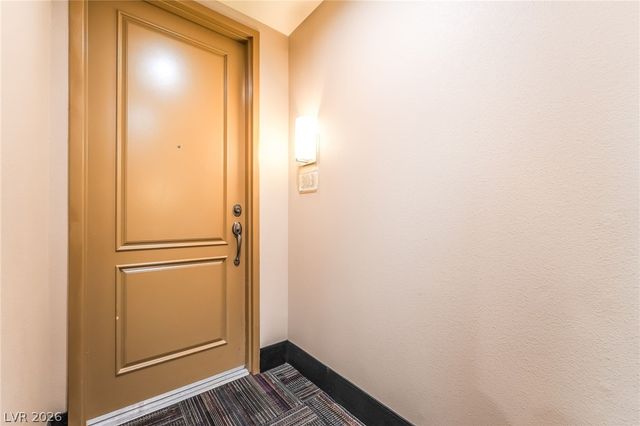 59 East Agate Avenue 303, Las Vegas, NV 89123
