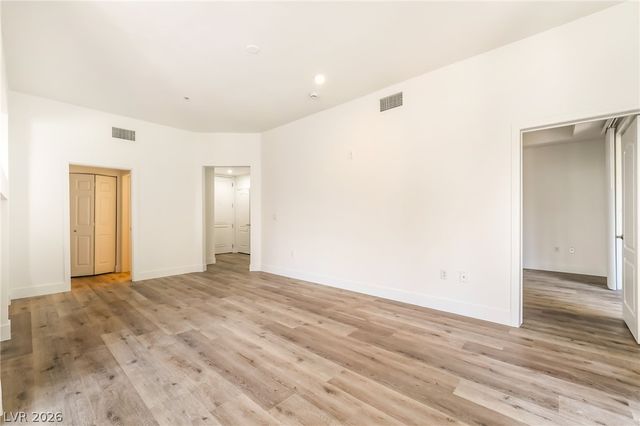 59 East Agate Avenue 303, Las Vegas, NV 89123
