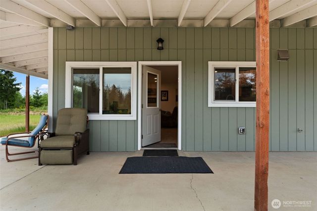 1363 E Crestview Drive, Shelton, WA 98584