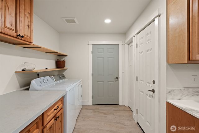 1363 E Crestview Drive, Shelton, WA 98584