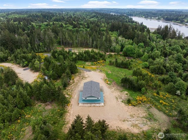 1363 E Crestview Drive, Shelton, WA 98584