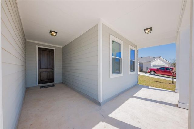 204 Cold Spring LOOP, Bastrop, TX 78602