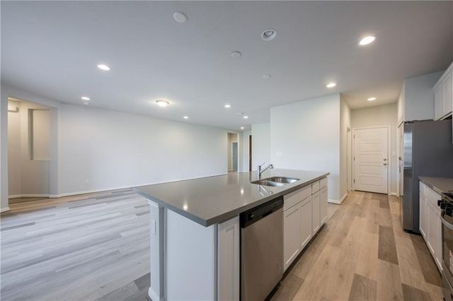 204 Cold Spring LOOP, Bastrop, TX 78602