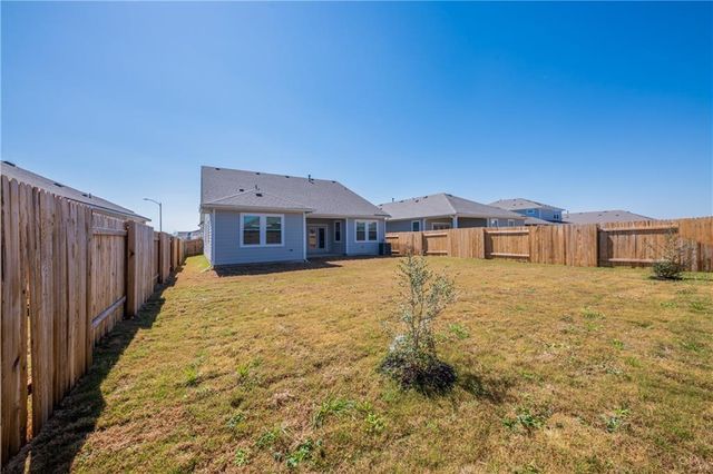 204 Cold Spring LOOP, Bastrop, TX 78602