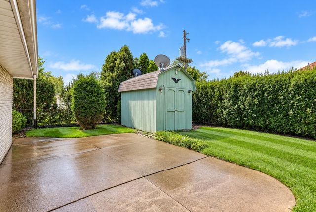 9200 Austin Avenue, Oak Lawn, IL 60453