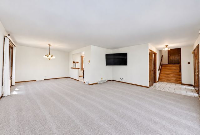 9200 Austin Avenue, Oak Lawn, IL 60453