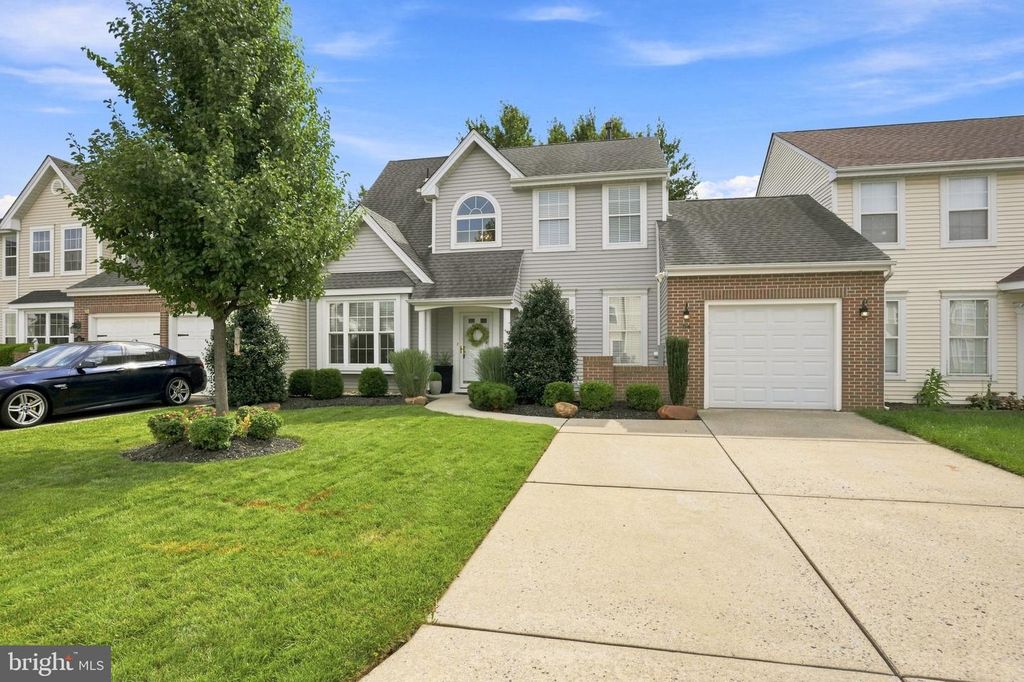 54 FIELDCREST DR, WESTAMPTON, NJ 08060 — photo 2