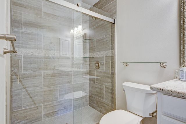 5869 Valley Forge Drive 102, Houston, TX 77057