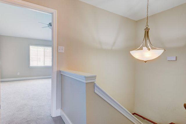 5869 Valley Forge Drive 102, Houston, TX 77057