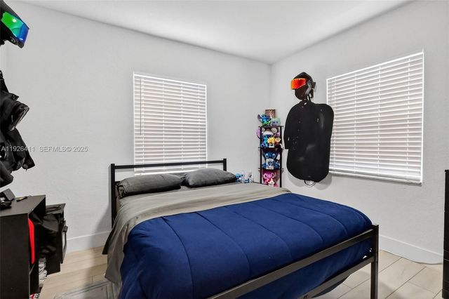 15925 NW 19th Ave, Miami Gardens, FL 33054