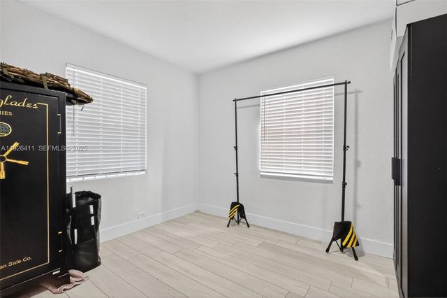 15925 NW 19th Ave, Miami Gardens, FL 33054