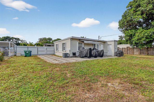 15925 NW 19th Ave, Miami Gardens, FL 33054