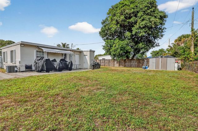 15925 NW 19th Ave, Miami Gardens, FL 33054