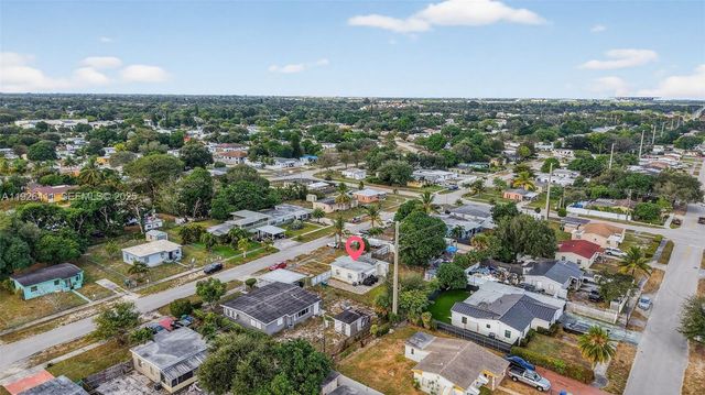 15925 NW 19th Ave, Miami Gardens, FL 33054