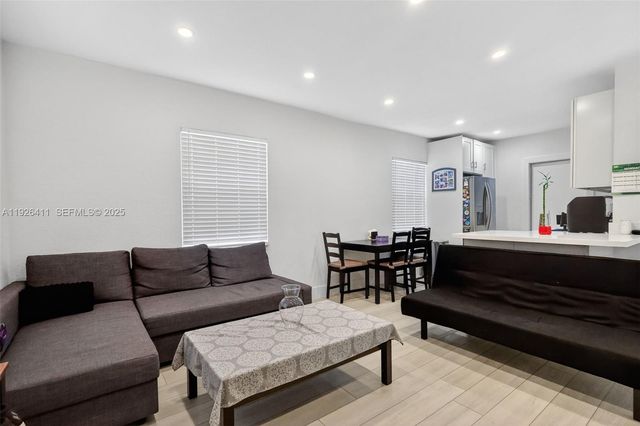 15925 NW 19th Ave, Miami Gardens, FL 33054